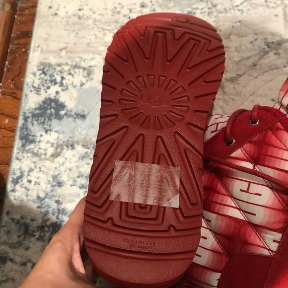 UGG Chukka Boots Red Shearling Graffiti Neumel LTA Winter Wavelength Mens 13 - Picture 15 of 15